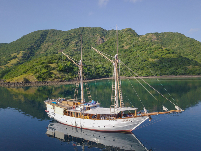 Tanaka Liveaboard, West Manggarai