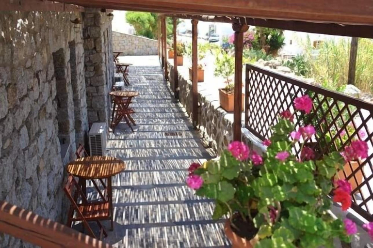 Others 5, Pelagos Studios, South Aegean
