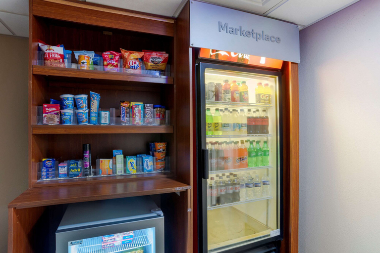 Food & Drinks 5, Comfort Suites Foley, Baldwin
