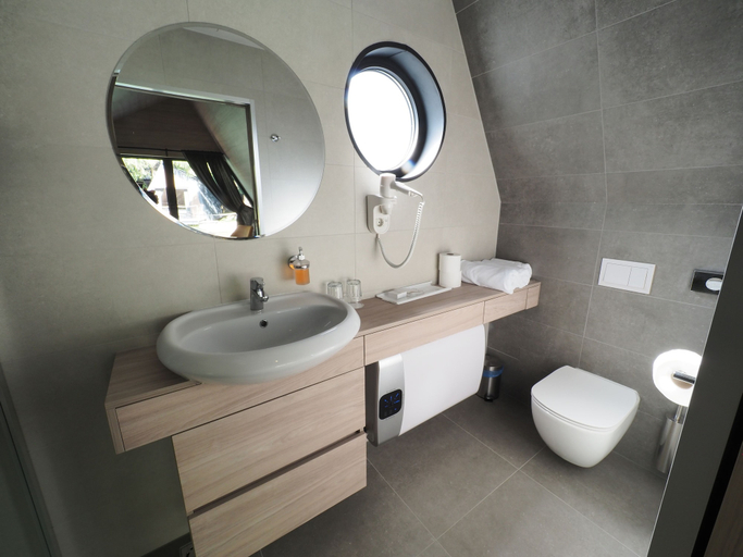 Bathroom 5, Plitvice Holiday Resort - Campsite, Rakovica