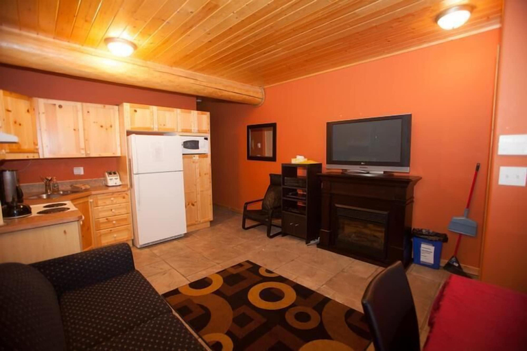 Others 4, Silver Bullet Inn by Apex Accommodations, Okanagan-Similkameen