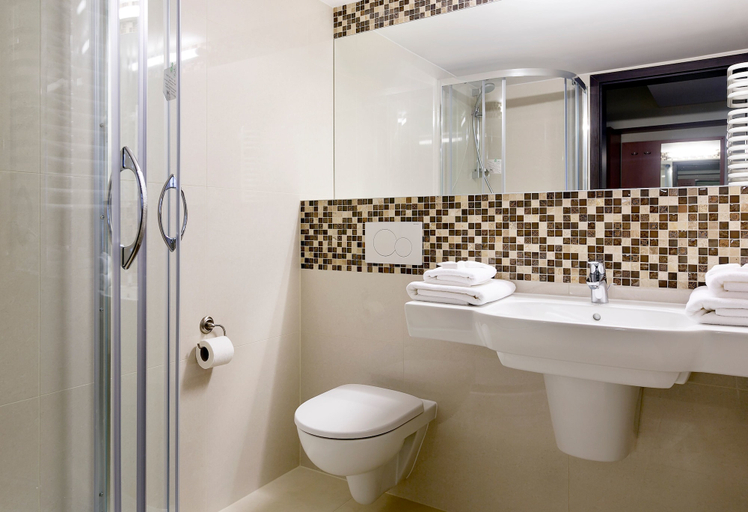 Bathroom 4, Hotel Wielopole, Kraków City
