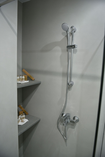Bathroom 5, Douskos Port House, Attica
