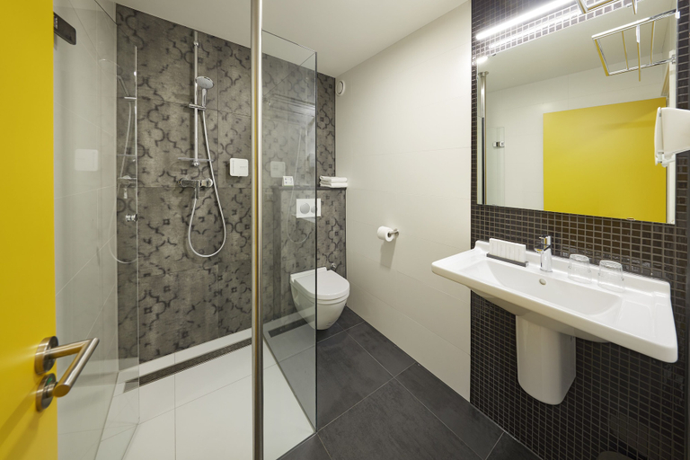 Bathroom 5, Hotel Nova, Amsterdam