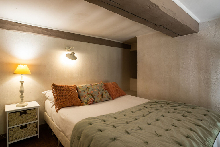 Bedroom 4, Azur, Bouches-du-Rhône