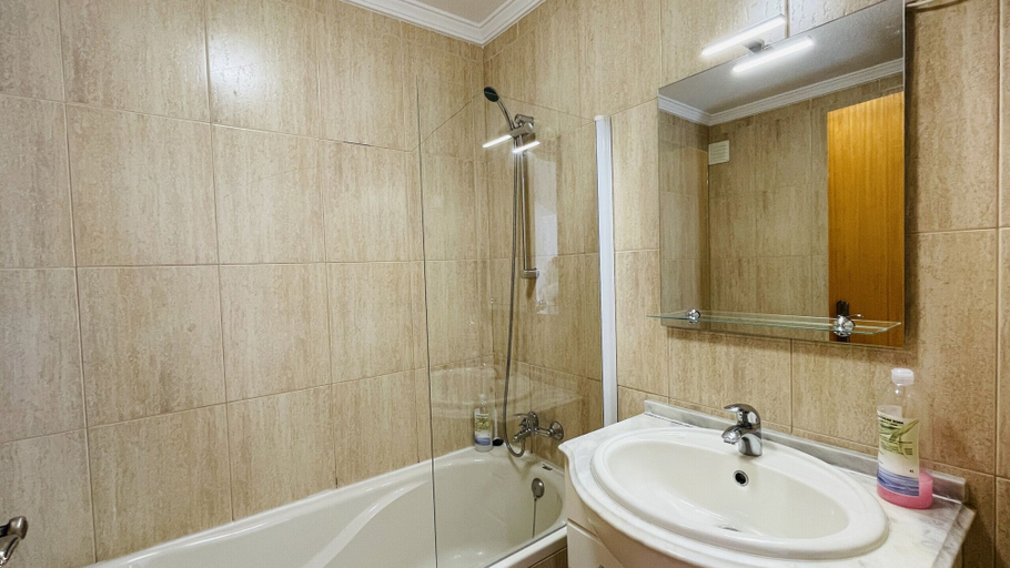 Bathroom 3, Noly CIP, Albufeira