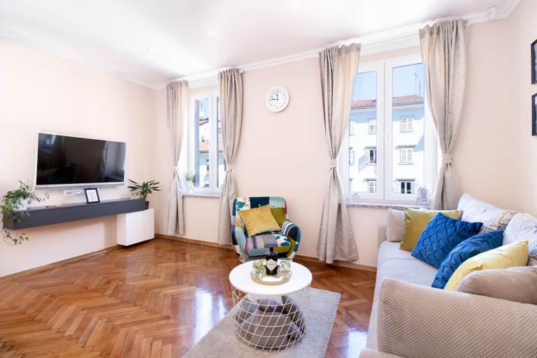 Others 5, Apartments Babic, Rijeka