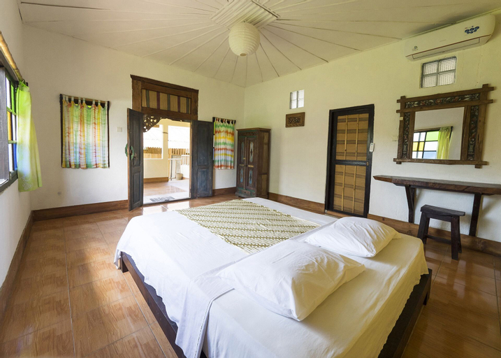 Bedroom 3, Woodstock Garden Bungalows, Lombok