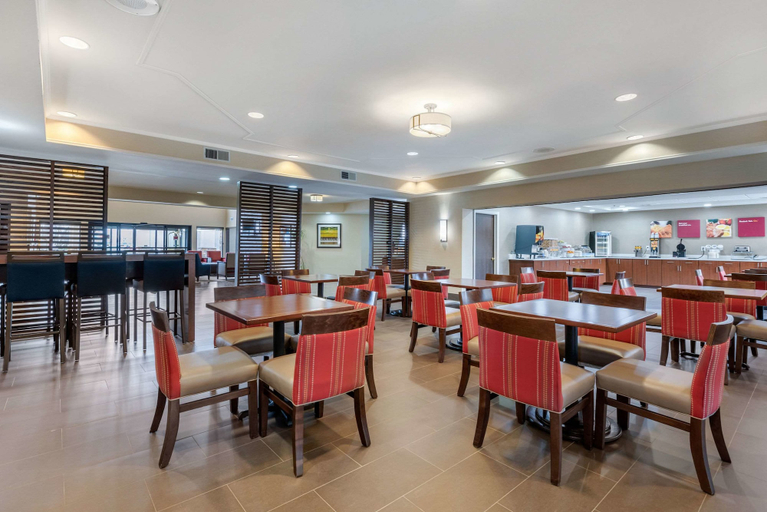 Food & Drinks 5, Comfort Suites Lafayette University Area, Tippecanoe