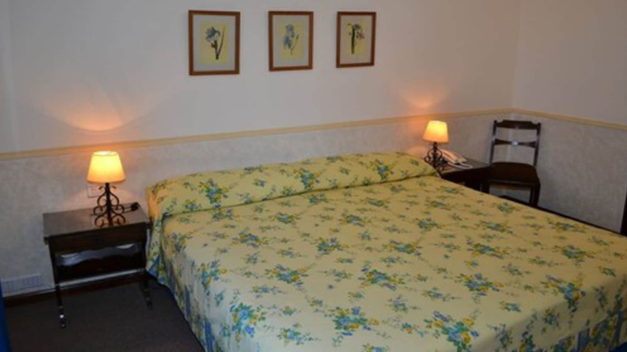 Bedroom 4, Hotel Salta, Capital