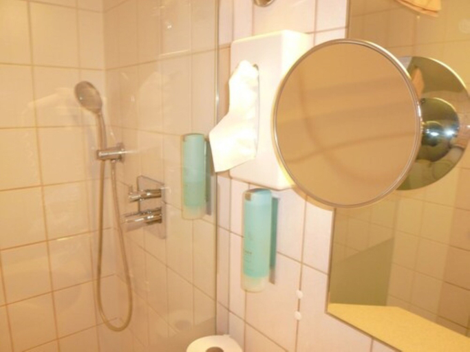 Bathroom 5, Hotel Gasthof Zum Bad, Alb-Donau-Kreis
