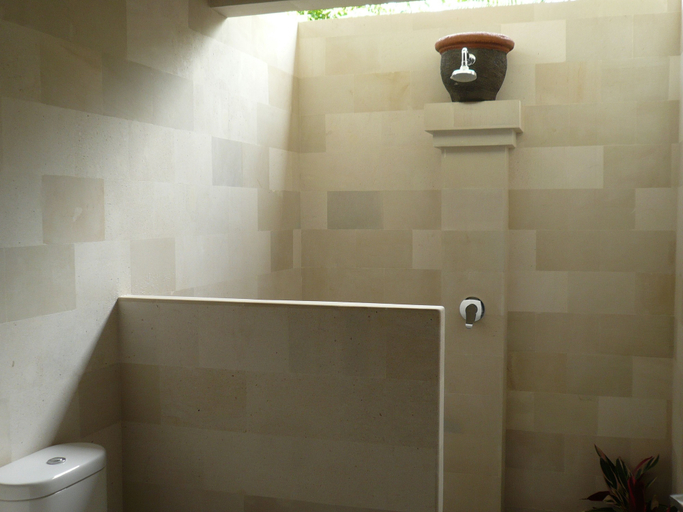 Bathroom 4, Di Abian Villas, Karangasem