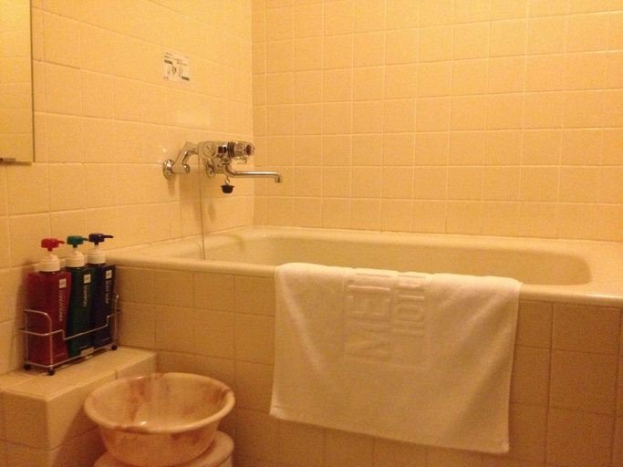 Bathroom 4, Gifu Grand Hotel, Gifu