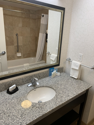 Bathroom 5, Hampton Inn by Hilton Fort Saskatchewan, Division No. 11