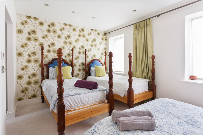 Bedroom 3, Keysan House 2, London