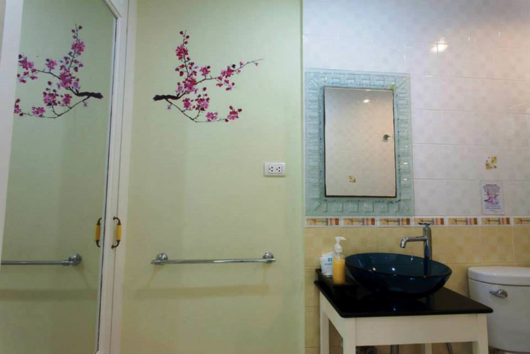 Bathroom 4, Amarin Resort Chiang Rai, Muang Chiang Rai