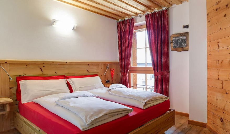 Bedroom 2, Chalet Nada, Sondrio