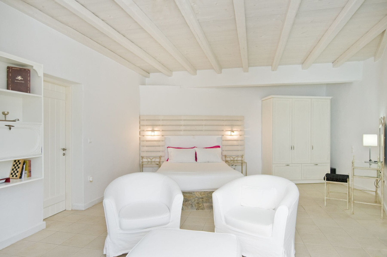 Bedroom 3, Fildisi Boutique Hotel, South Aegean