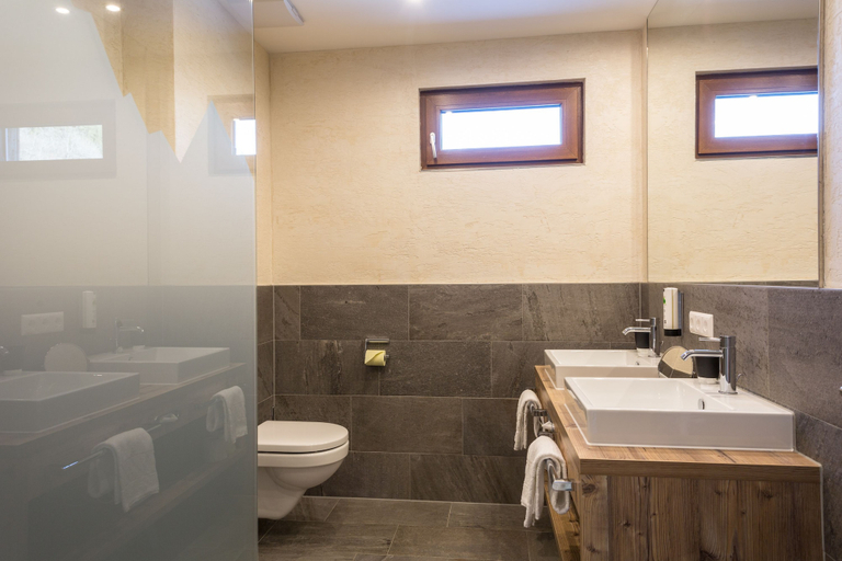 Bathroom 3, Naturlodge Ladis, Landeck