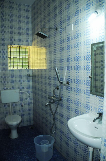 Bathroom 3, Sun N Moon Palolem Beach, South Goa