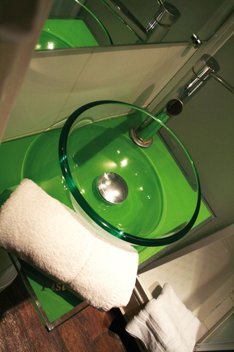 Bathroom 3, Le Kléber, Bas-Rhin