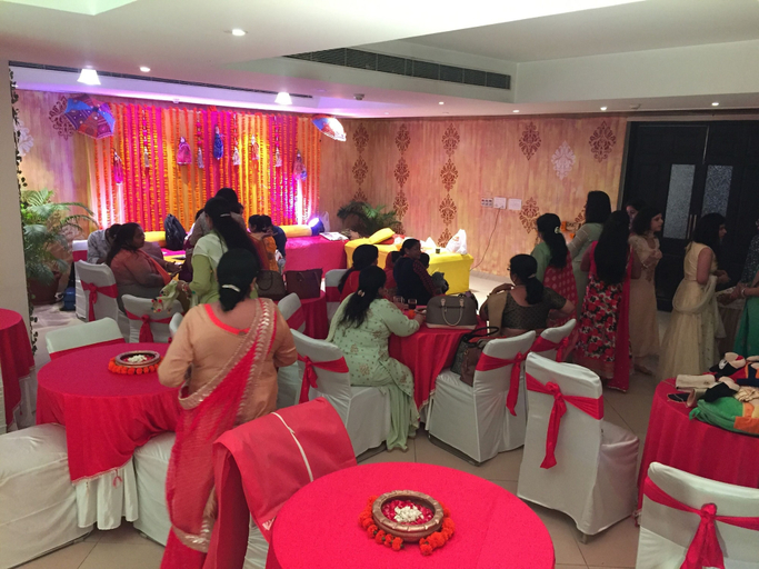 Food & Drinks 5, Silver Ark, Gurgaon
