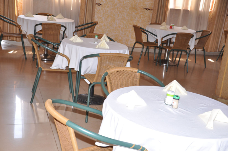 Food & Drinks 4, Deira Hotel Ltd, Mukono