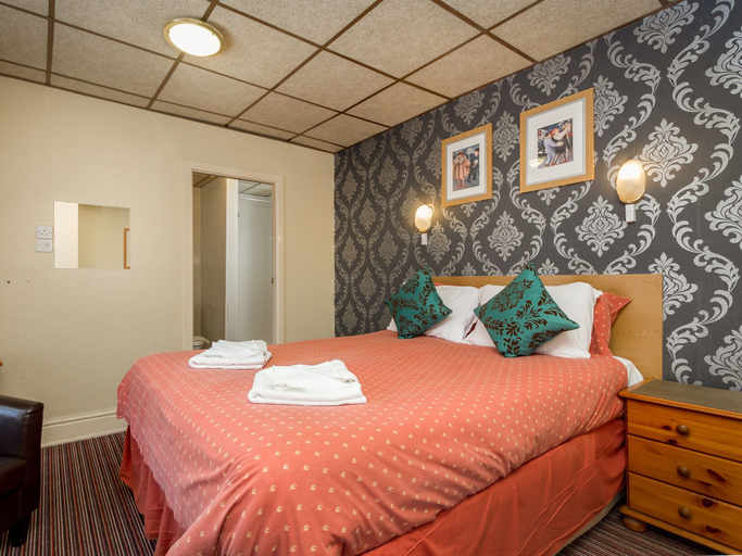 Bedroom 2, The Oak Lea Hotel, Blackpool