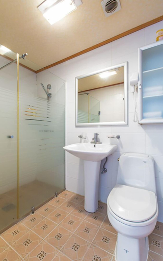 Bathroom, Caddis Pension, Yangyang