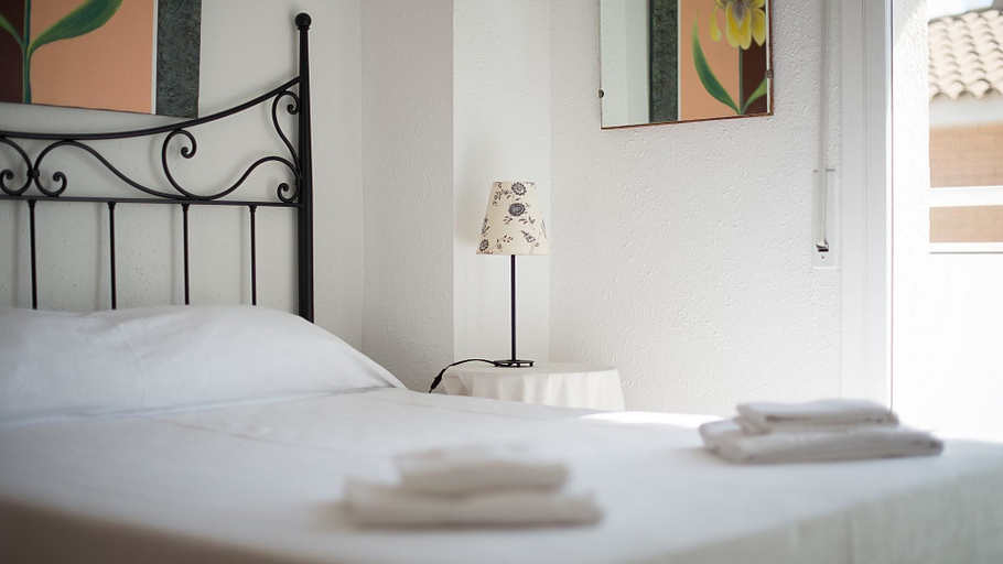 Bedroom 3, Tania House, Tarragona