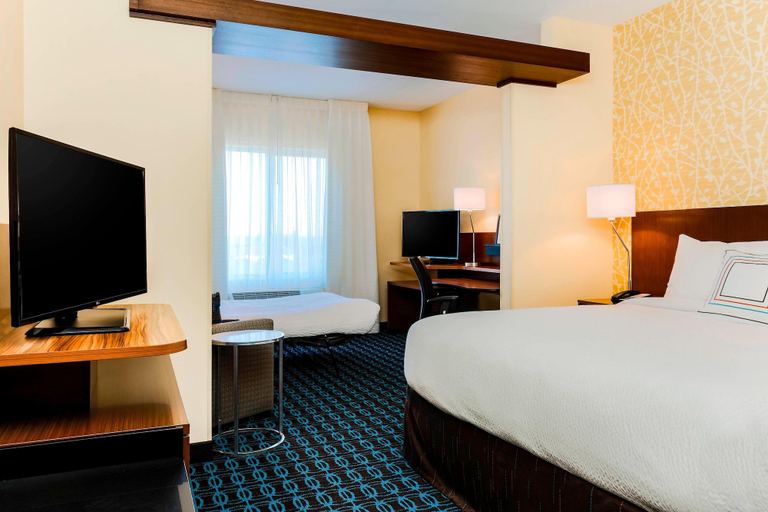 Bedroom 3, Fairfield Inn & Suites Pecos, Reeves