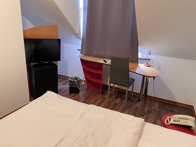 Bedroom 3, Hotel Mainstreet, Offenbach
