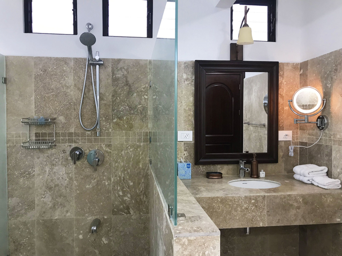 Bathroom 5, Paradise Hot Springs - Thermal Water & Volcano Views, San Carlos