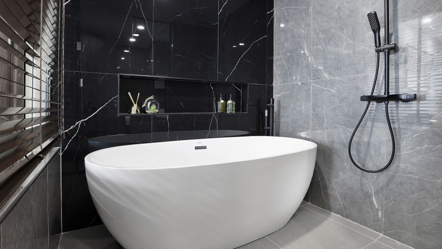Bathroom 5, Flower Garden Hotel, Ba Đình