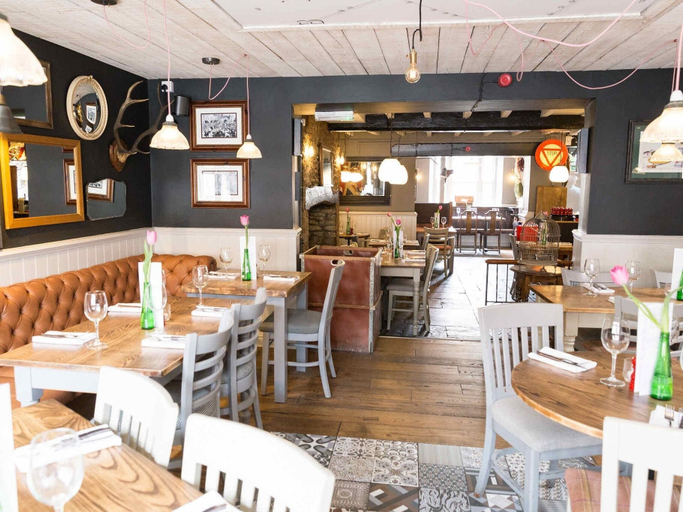 Food & Drinks 4, The Plough Bicester, Oxfordshire