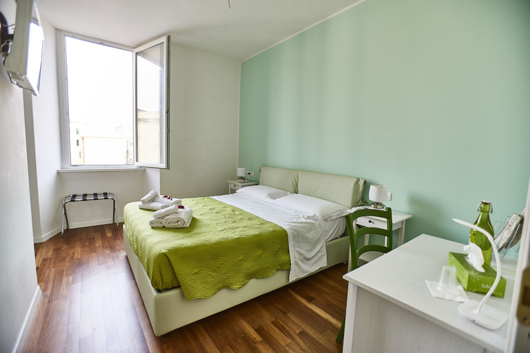 Bedroom 3, BB HOMEITALY CIVITAVECCHIA, Roma
