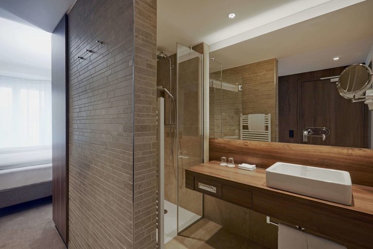 Bathroom 5, HYPERION Hotel Berlin, Berlin