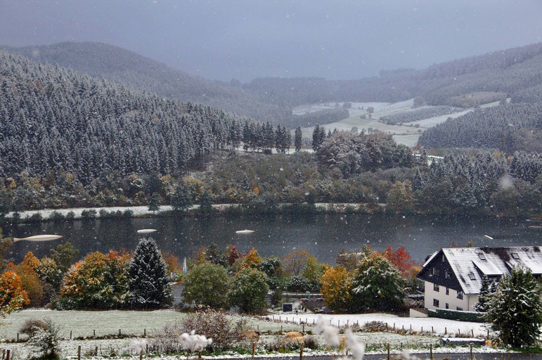 Exterior & Views 2, Hotel Niedersfeld, Hochsauerlandkreis