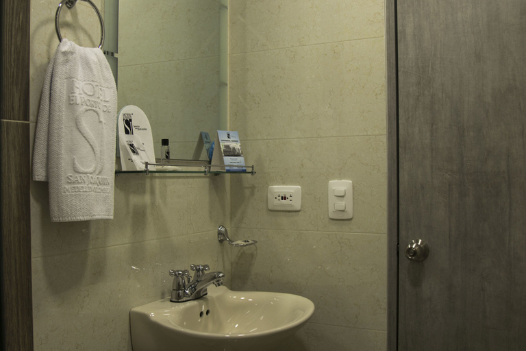Bathroom 4, Hotel El Portón de San Joaquín, Medellín