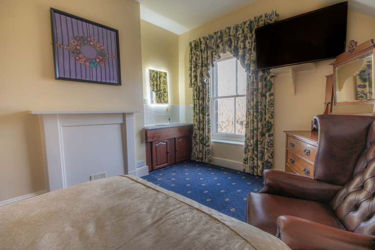 Bedroom 2, Roseleigh Guest House, Derbyshire