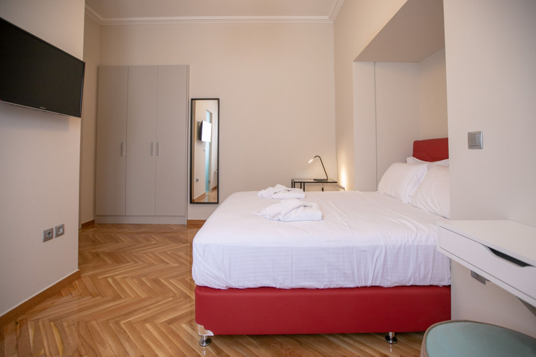 Bedroom 2, Luxurious 5 bedroom-3 bathroom Apartment 2- Athens, Attica