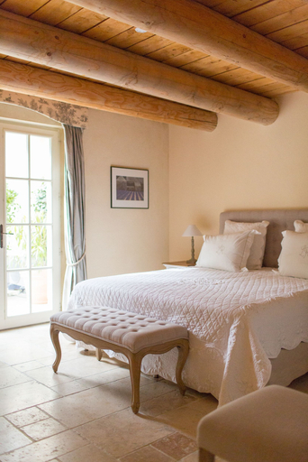 Bedroom 4, Domaine Les Roullets, Vaucluse