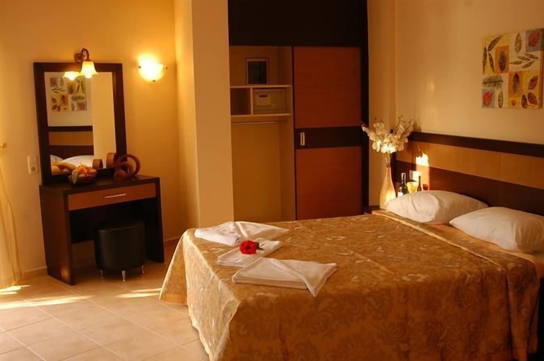 Bedroom 2, Dalyan Tezcan Hotel, Ortaca