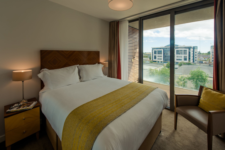 Bedroom 3, Premier Suites Dublin Sandyford, Dublin