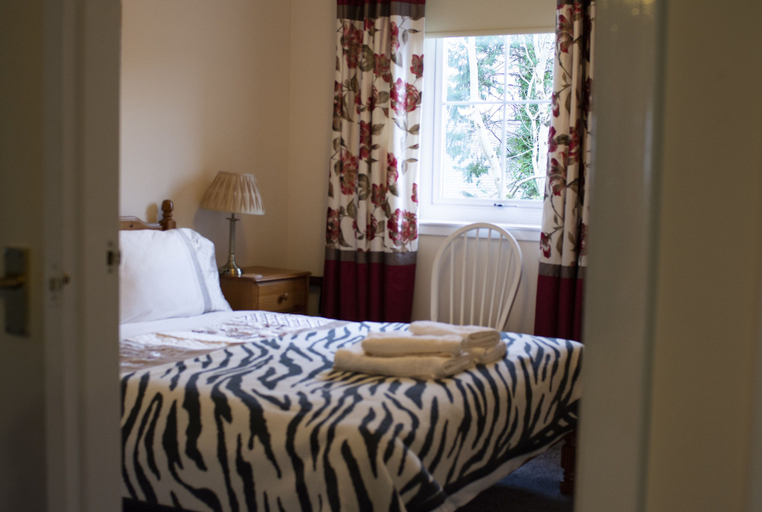 Bedroom 2, Apartment 4, Skye Holiday Apartments, Phoenix Flats, Highland