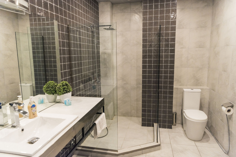 Bathroom 3, Sani Apart Hotel, Tbilisi