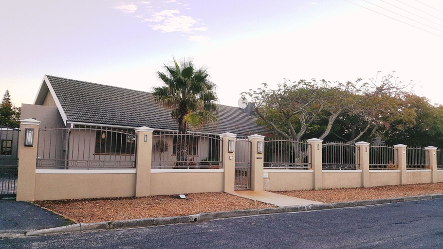 Exterior & Views, 7 on Disa Self-catering Accommodation, City of Cape Town