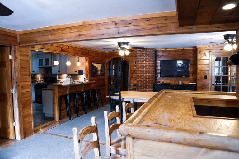 Food & Drinks 5, Au Sable Riverview Resort, Crawford