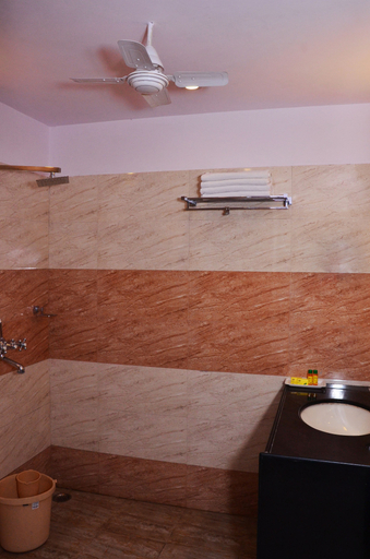 Bathroom 4, Raj Regency, Jaipur