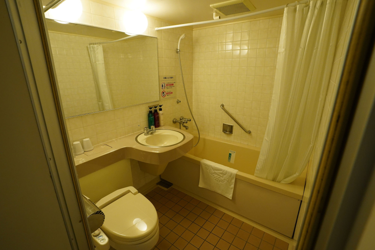 Bathroom 4, APA Hotel Sagamihara Kobuchi Station Mae, Sagamihara